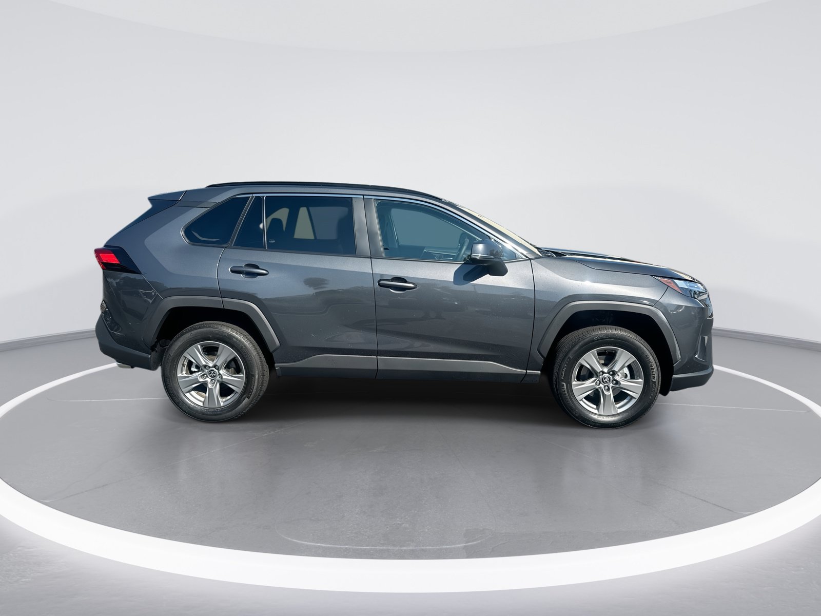 Used 2024 Toyota RAV4 XLE w/ Convenience Package AWD/4WD image 10
