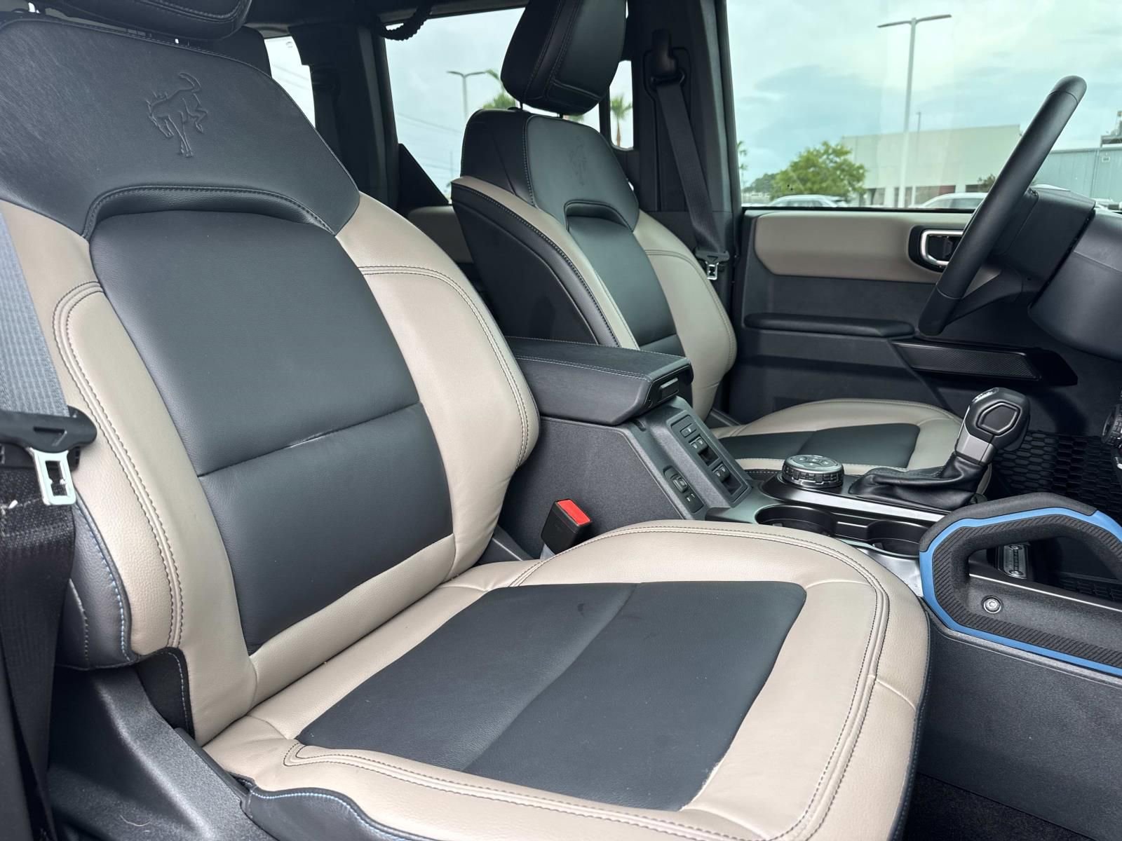 Used 2024 Ford Bronco Wildtrak AWD/4WD image 13