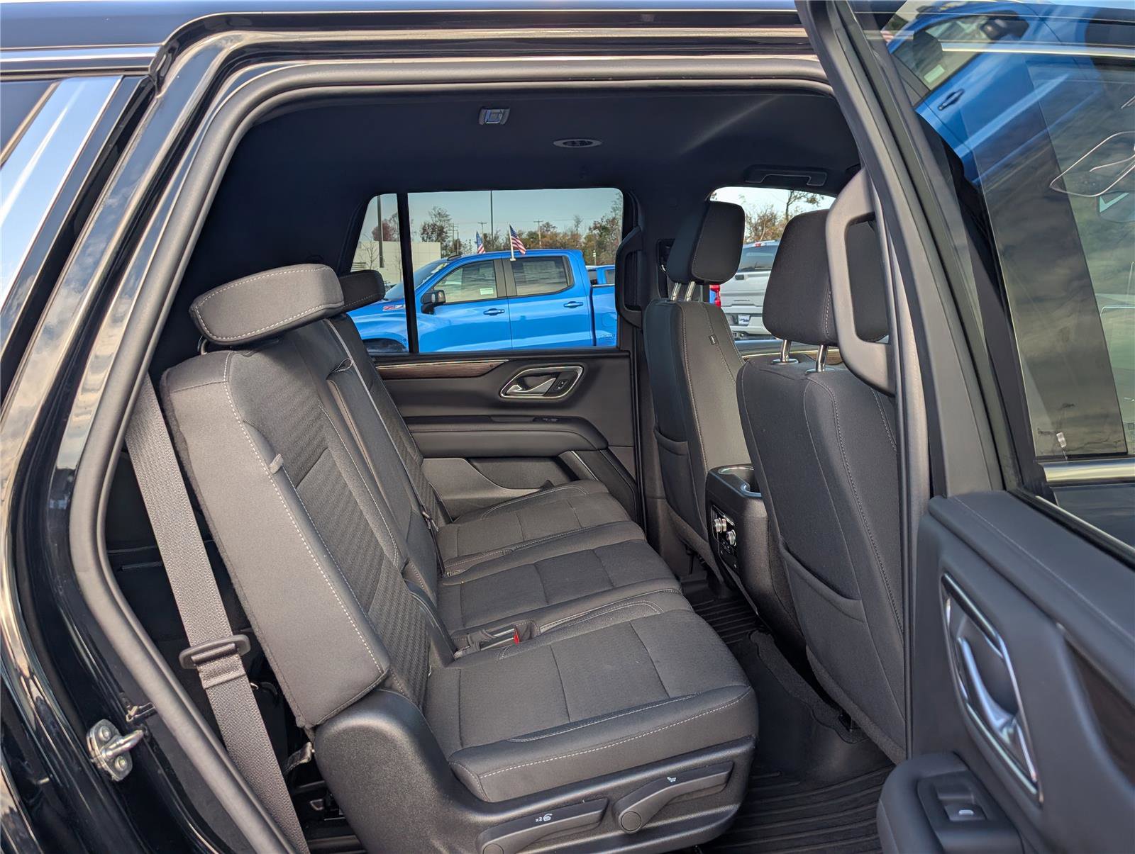 Certified 2022 GMC Yukon SLE w/ Max Trailering Package image 12