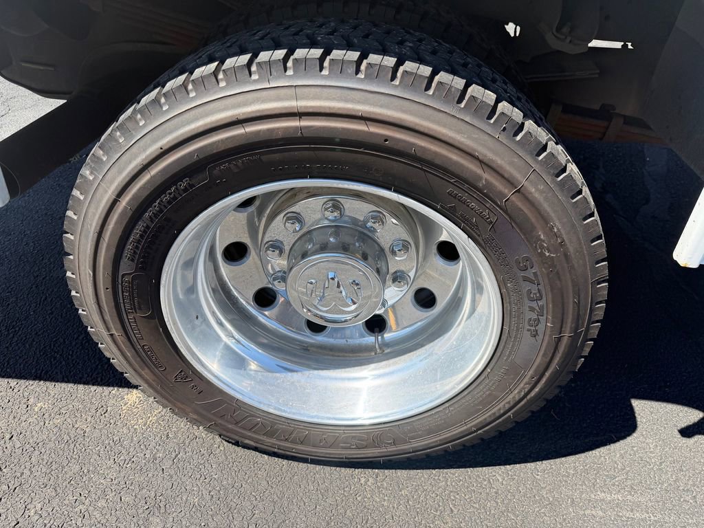 Used 2017 RAM 5500 Laramie AWD/4WD image 12