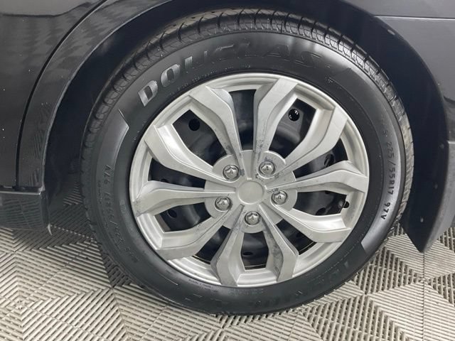 Used 2015 Subaru Legacy 2.5i AWD/4WD image 9