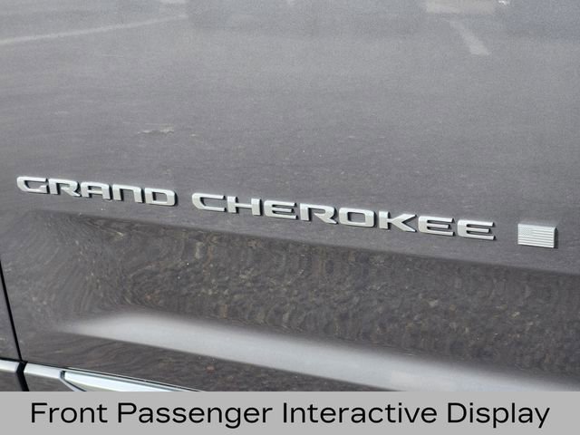 Used 2022 Jeep Grand Cherokee L Summit image 19