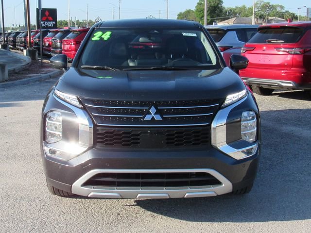 Used 2024 Mitsubishi Outlander SE image 8