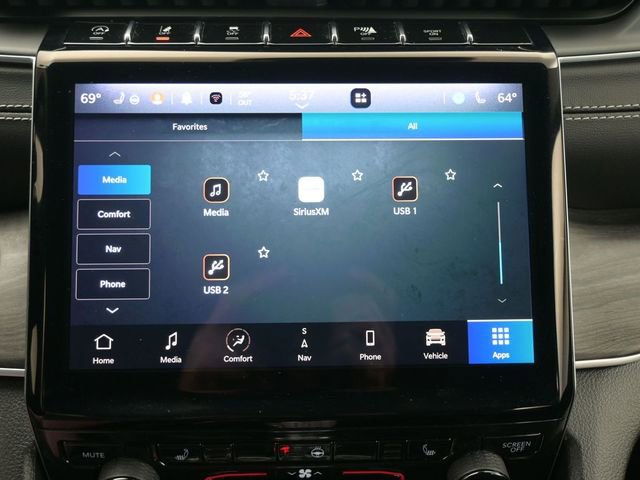 Used 2023 Jeep Grand Cherokee Limited image 17