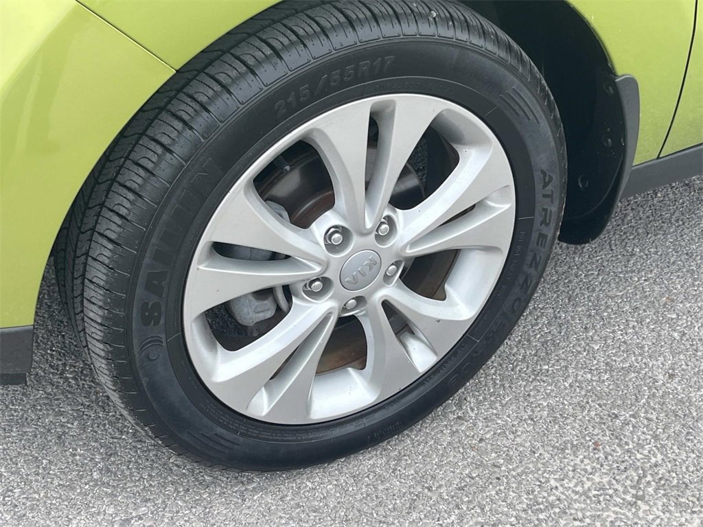 Used 2016 Kia Soul + w/ Audio Package image 9