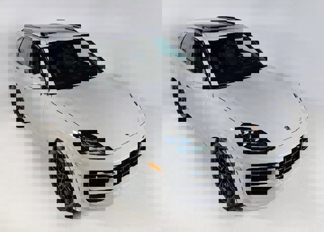 New 2026 Porsche Cayenne GTS image 30