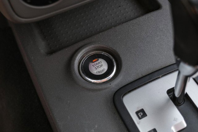 Used 2021 Nissan Frontier SV w/ Midnight Edition Floor Mats image 20