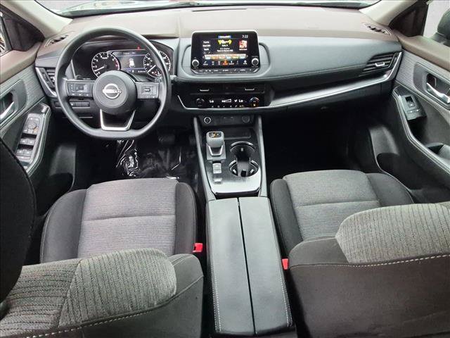 Used 2023 Nissan Rogue SV FWD image 17
