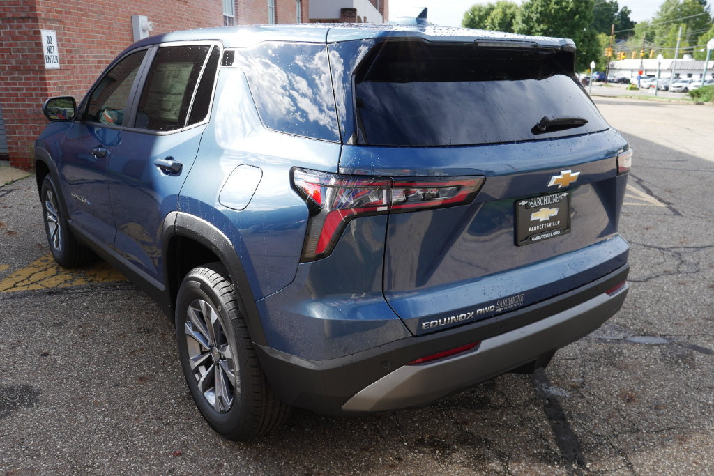 New 2027 Chevrolet Equinox LT w/ Convenience Package II AWD/4WD image 5