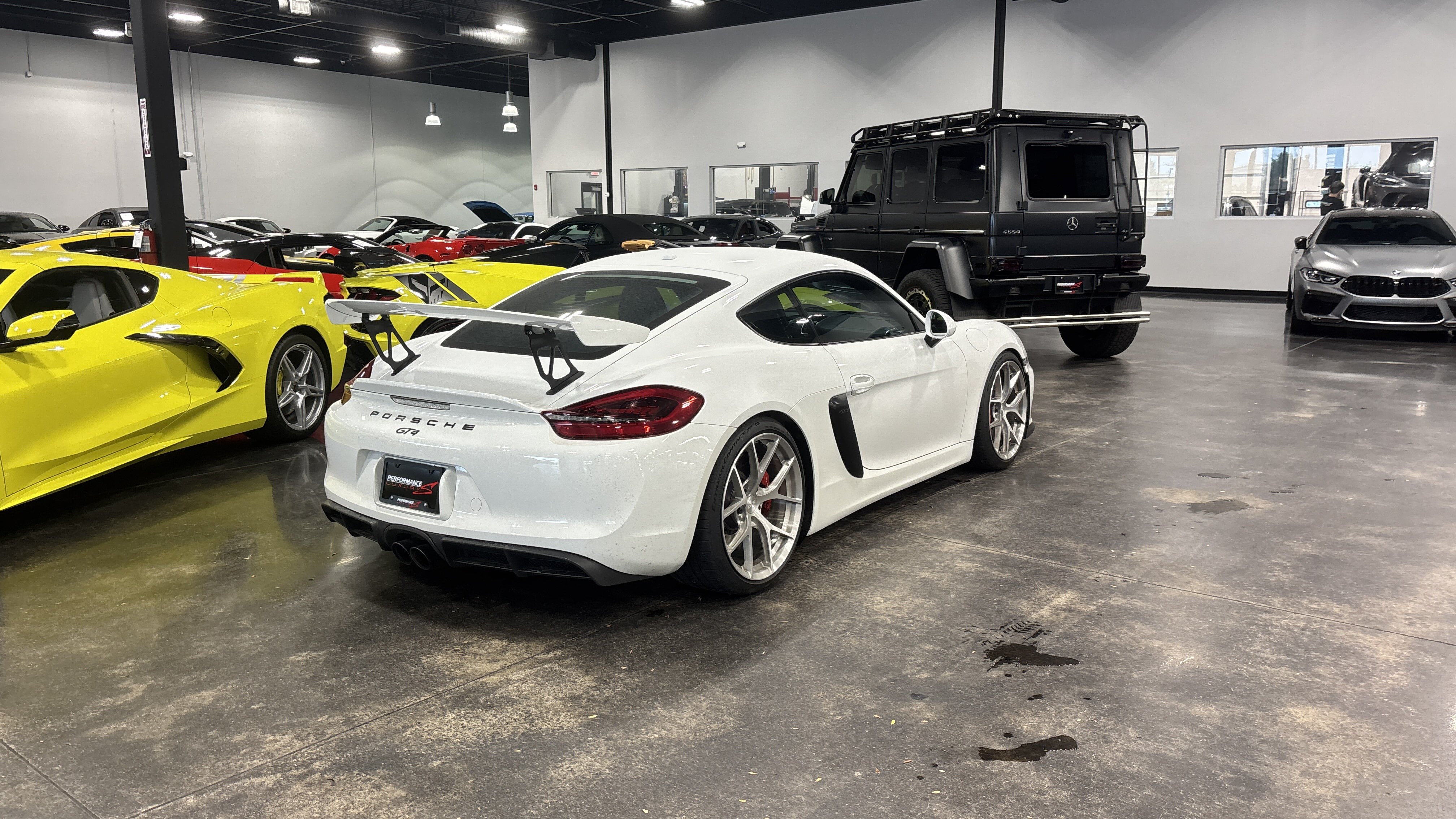 Used 2016 Porsche Cayman GT4 RWD image 5