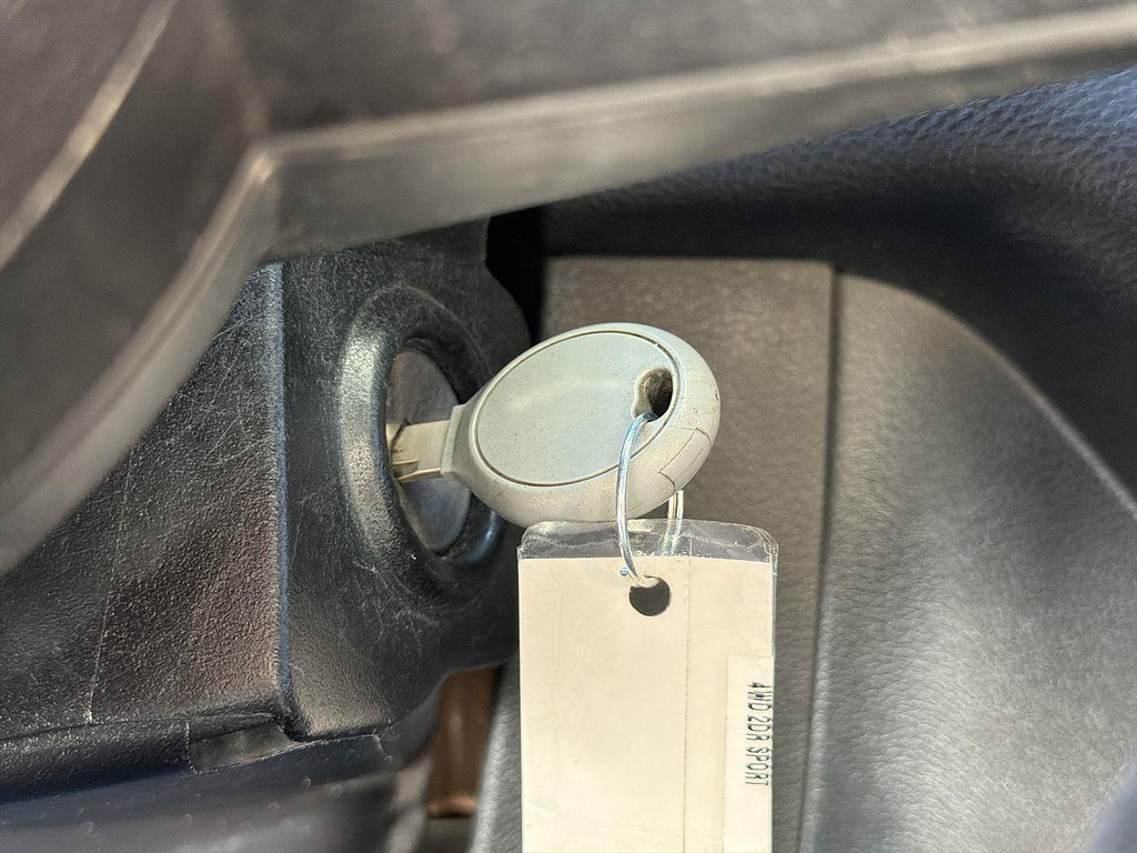 Used 2015 Jeep Wrangler Sport AWD/4WD image 14