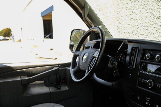 Used 2021 Chevrolet Express 2500 w/ Enhanced Convenience Package RWD image 15
