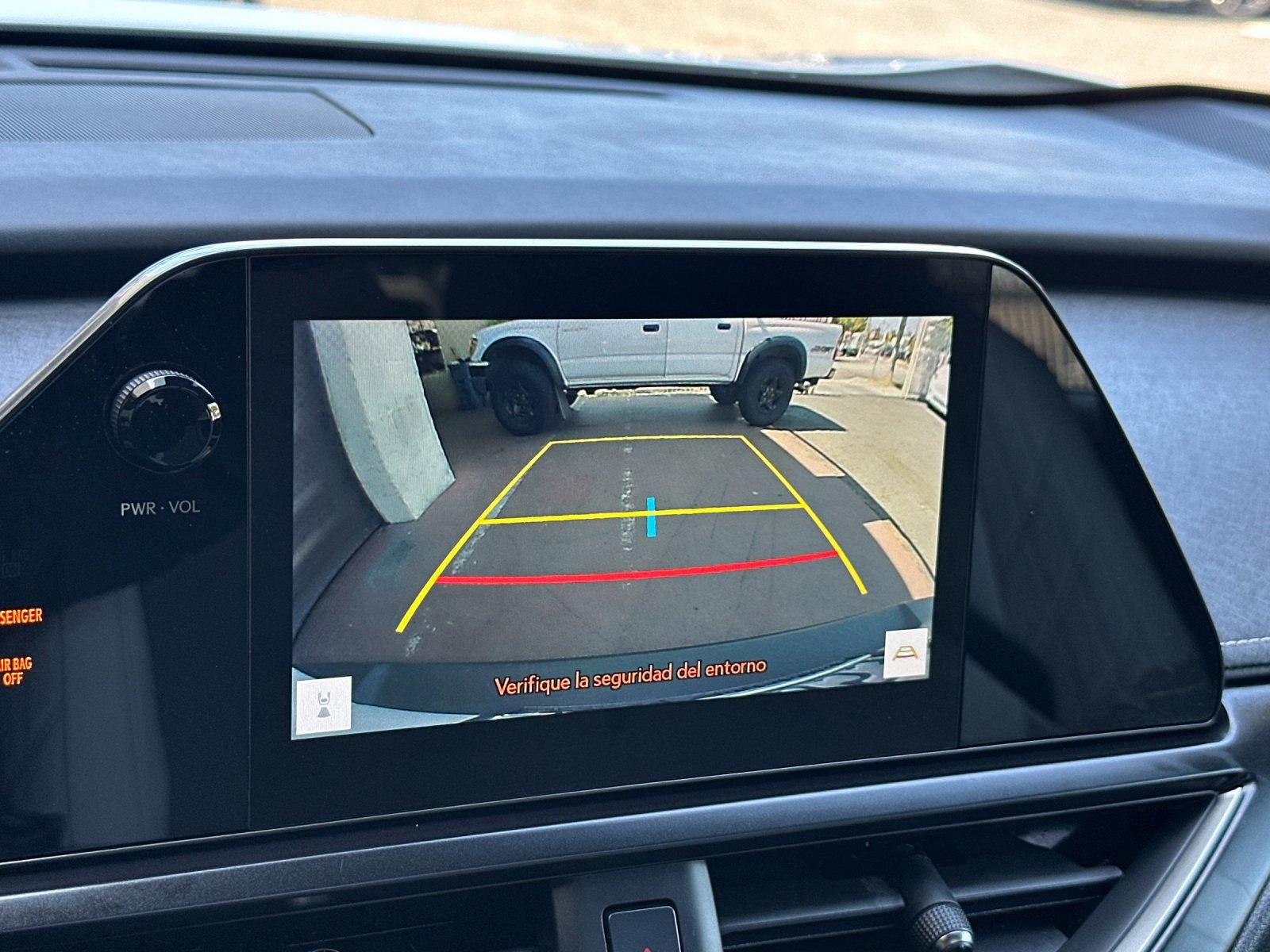 Used 2024 Lexus UX 250h FWD image 23