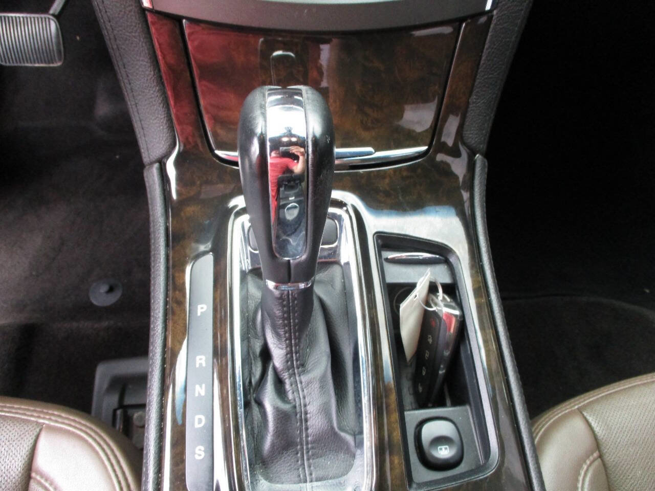 Used 2016 Lincoln MKS AWD w/ Equipment Group 101A image 13