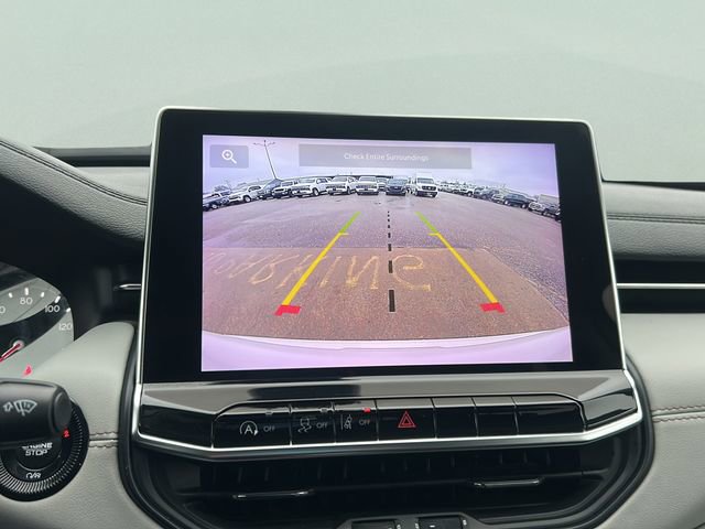 Used 2022 Jeep Compass Limited w/ Sun and Sound Group image 11