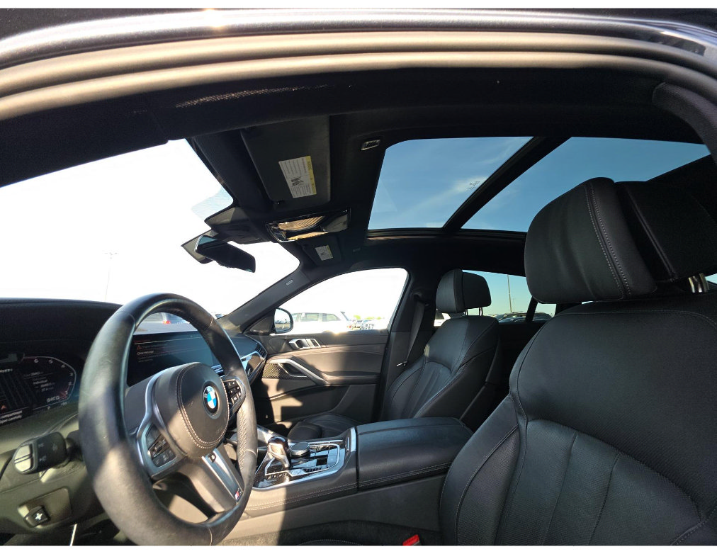 Used 2022 BMW X6 M50i AWD/4WD image 9