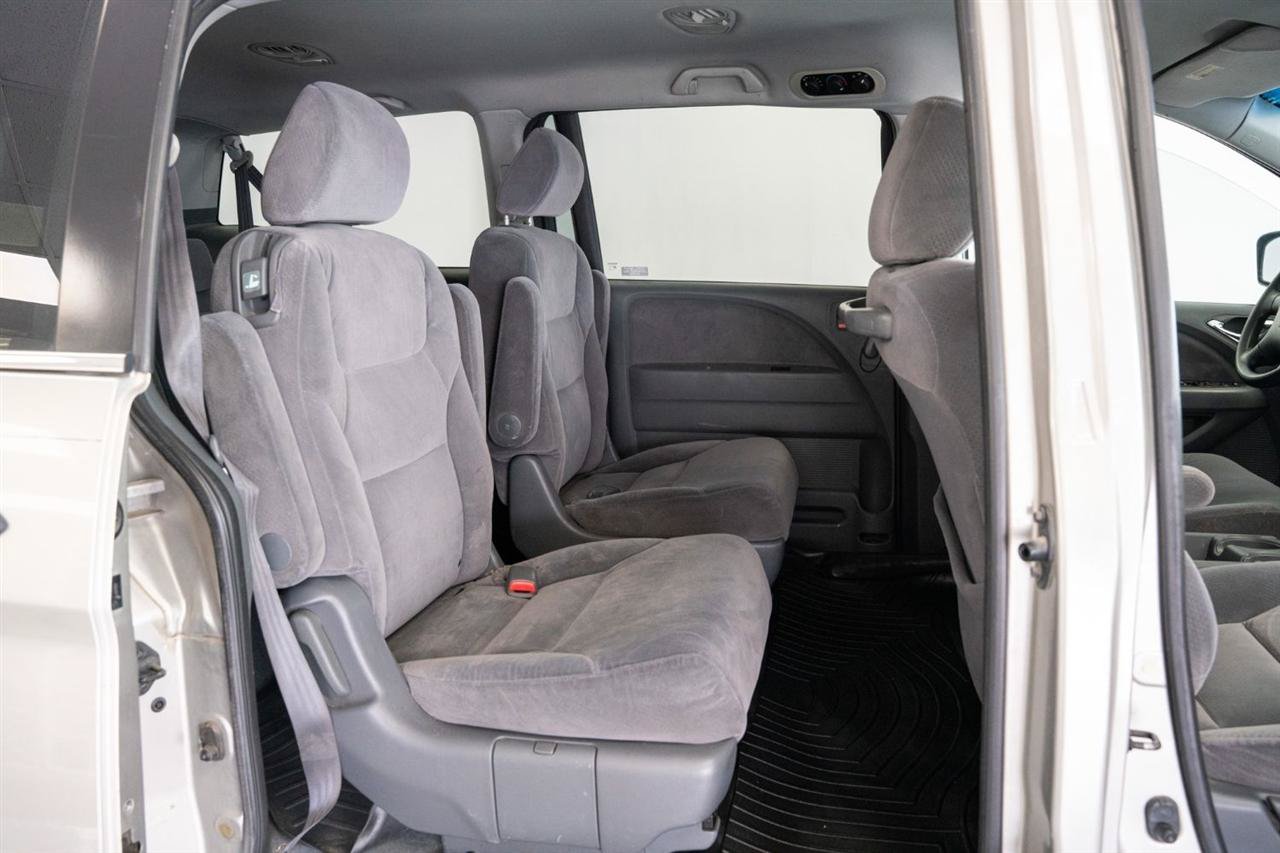 Used 2005 Honda Odyssey LX image 18