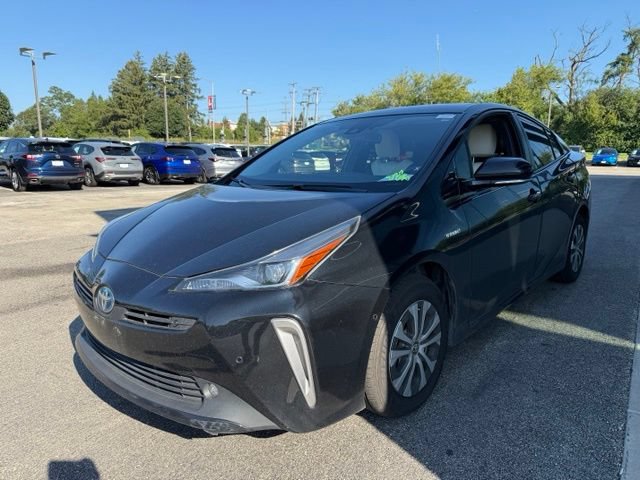 Used 2020 Toyota Prius LE AWD/4WD image 3