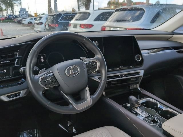 Used 2023 Lexus RX 350 FWD image 8