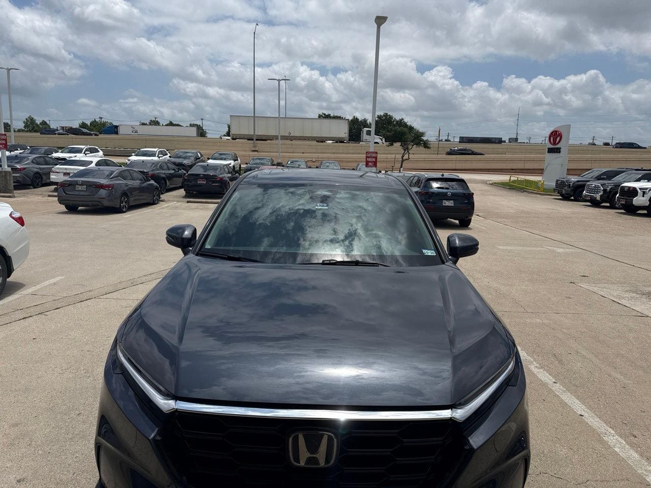 Used 2024 Honda CR-V EX-L image 2