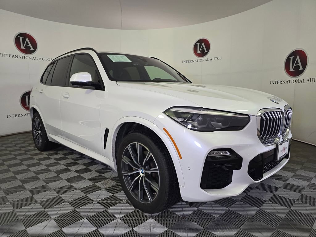Used 2021 BMW X5 xDrive40i w/ M Sport Package image 1