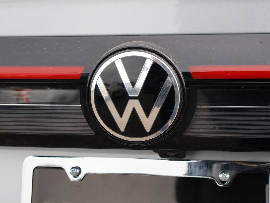 New 2026 Volkswagen Taos S FWD image 33