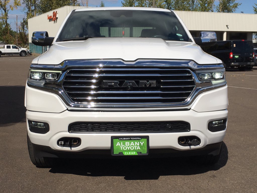 Used 2024 RAM 1500 Limited AWD/4WD image 11