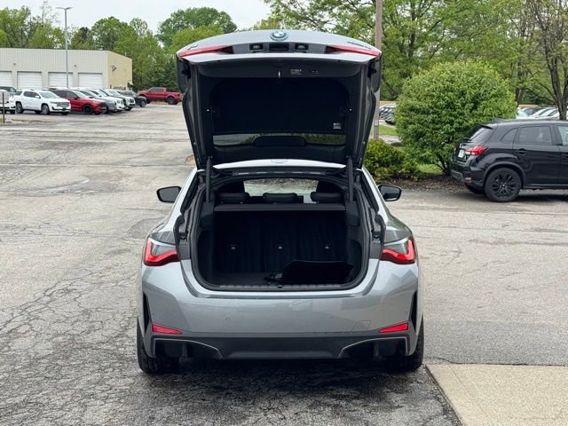 Used 2025 BMW i4 xDrive40i AWD/4WD image 33