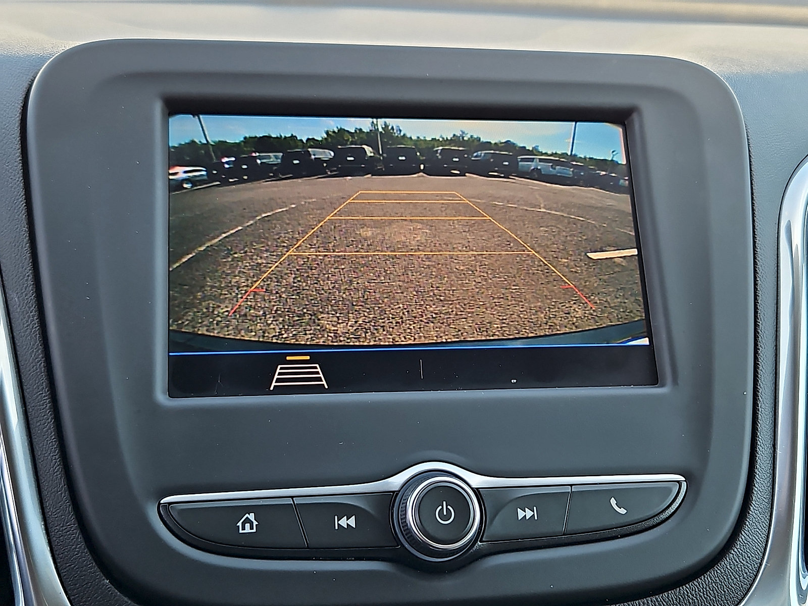 Certified 2020 Chevrolet Equinox LS w/ LS Convenience Package FWD image 18