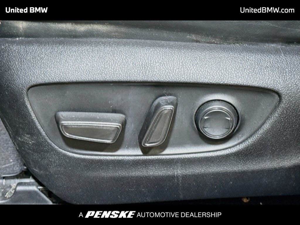 Used 2021 Toyota RAV4 XLE Premium FWD image 11