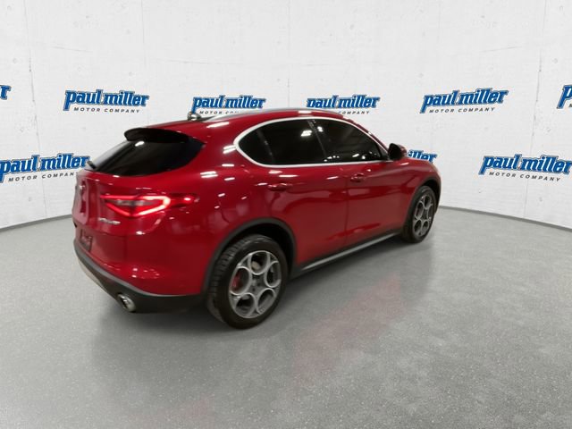 Used 2018 Alfa Romeo Stelvio Ti image 12