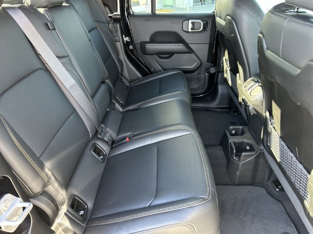 New 2026 Jeep Gladiator Sport AWD/4WD image 14