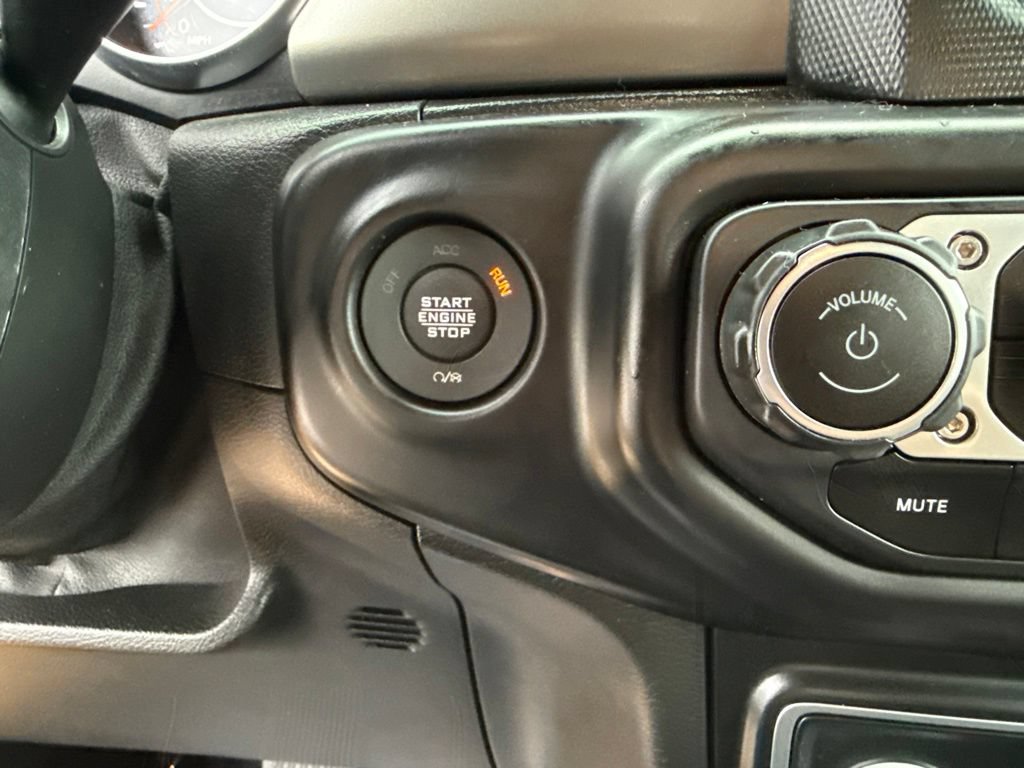 Certified 2021 Jeep Wrangler Sport AWD/4WD image 15