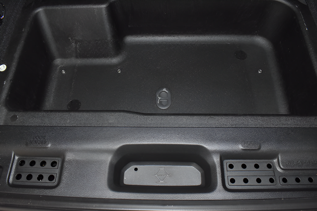 Used 2023 Jeep Wrangler Unlimited Sahara AWD/4WD image 15