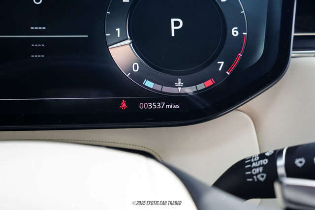 Used 2025 Land Rover Range Rover Long Wheelbase SE image 23