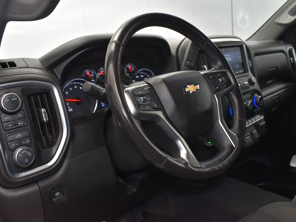 Used 2020 Chevrolet Silverado 1500 LT w/ All-Star Edition image 12