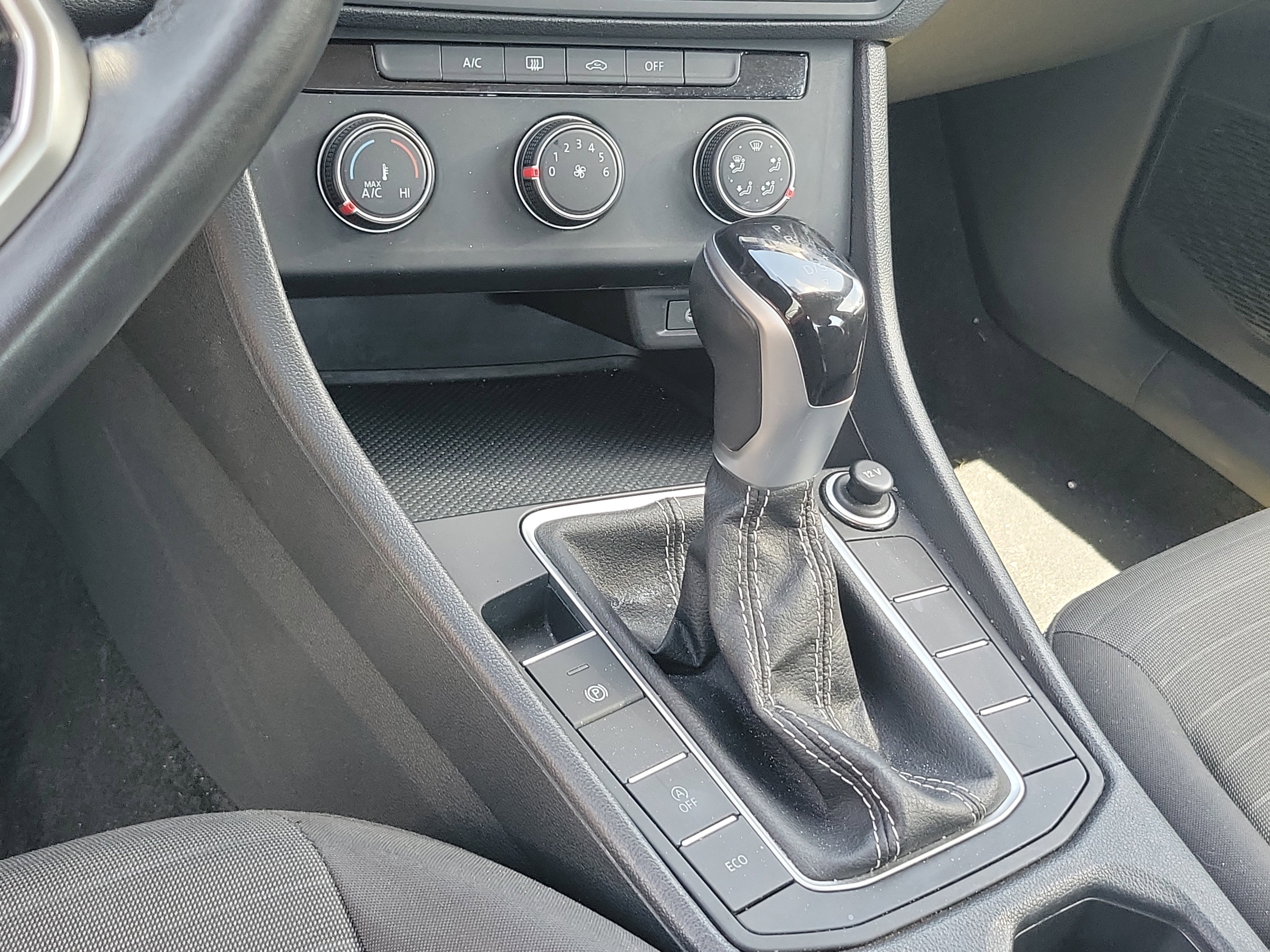 Used 2024 Volkswagen Jetta S FWD image 23