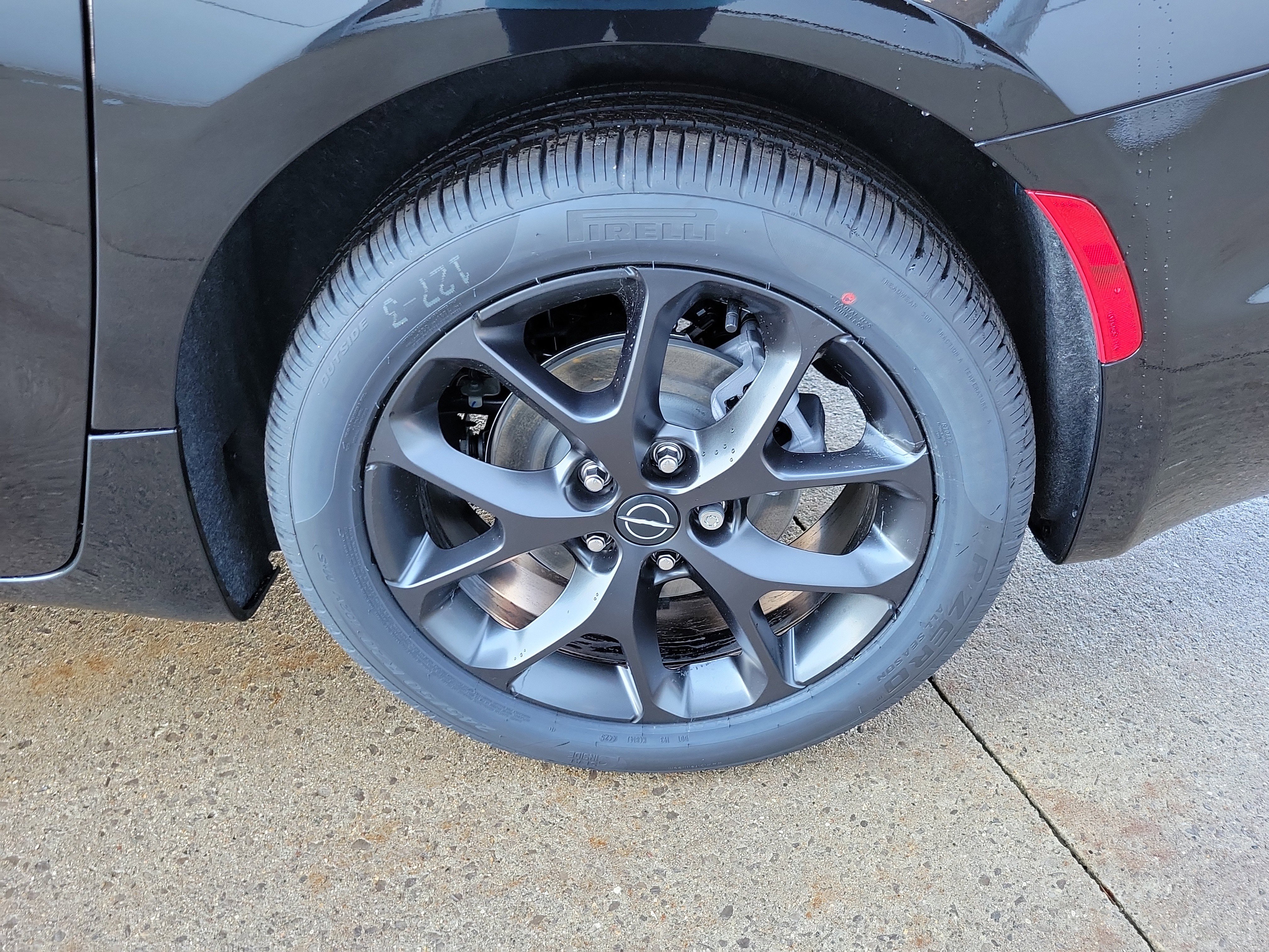 New 2026 Chrysler Pacifica Select FWD image 5
