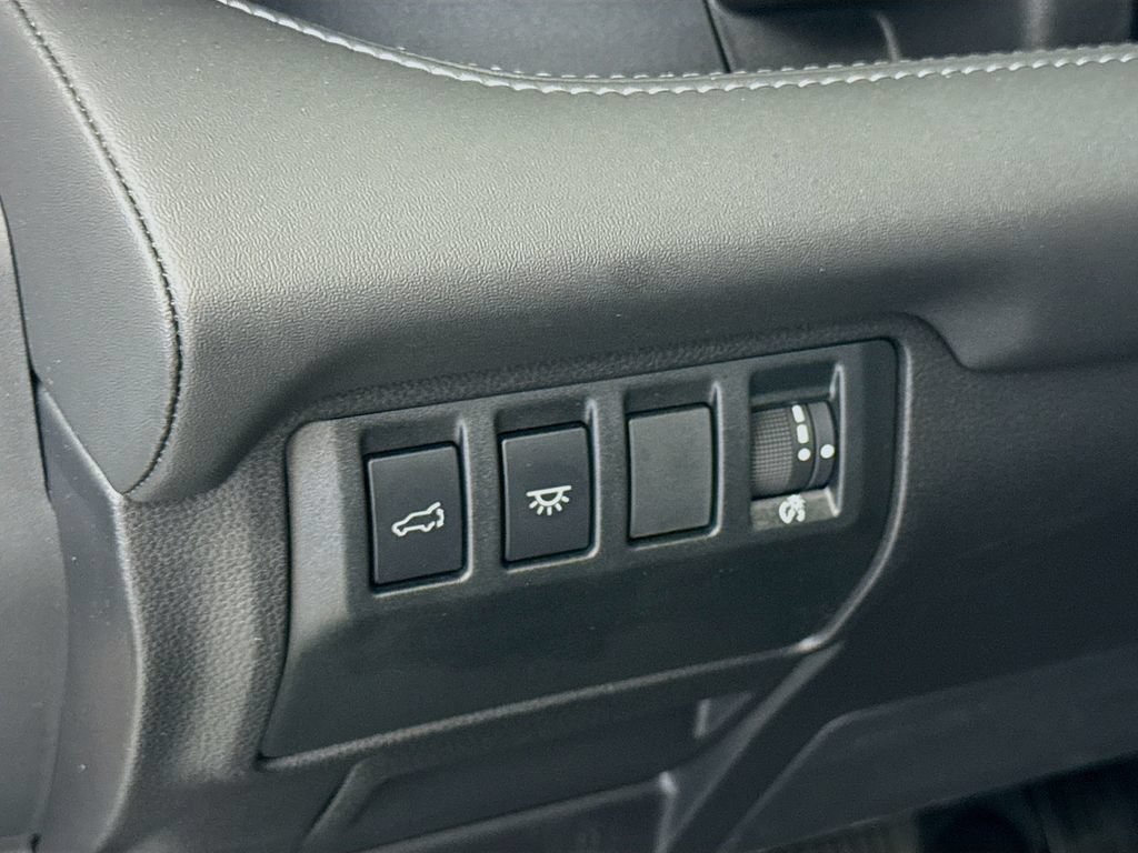 Used 2026 Subaru Ascent Limited AWD/4WD image 10