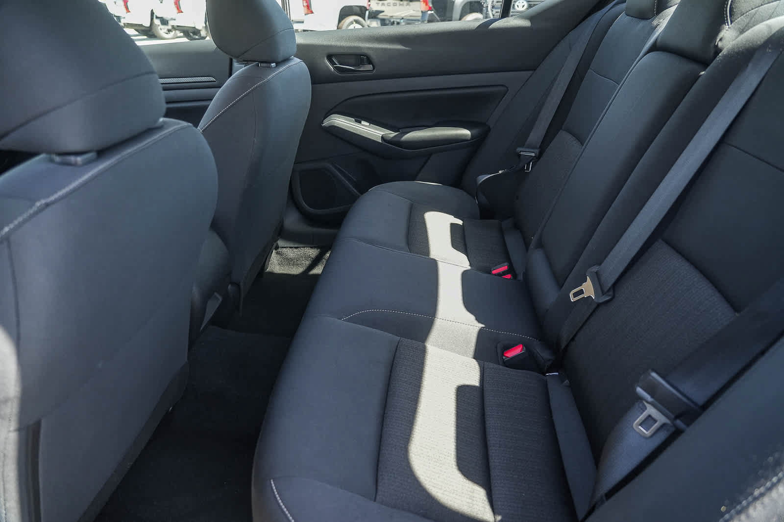 Used 2025 Nissan Altima 2.5 S FWD image 18