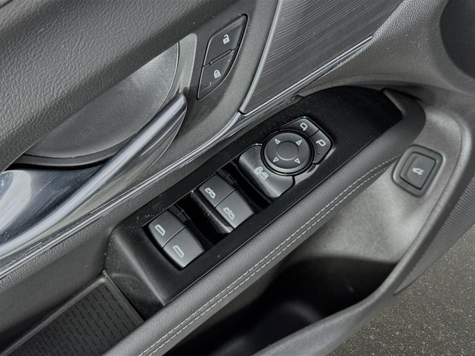 Used 2024 Cadillac CT4 Luxury image 19