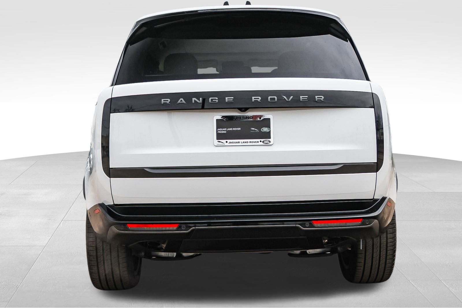 New 2026 Land Rover Range Rover SE image 6