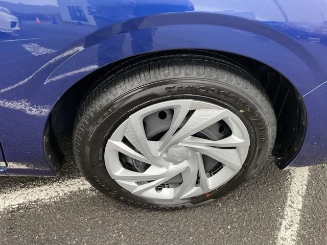 Certified 2025 Subaru Impreza 2.0i image 16