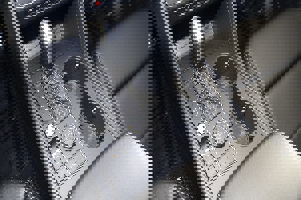 Used 2021 Volkswagen Atlas SE image 29