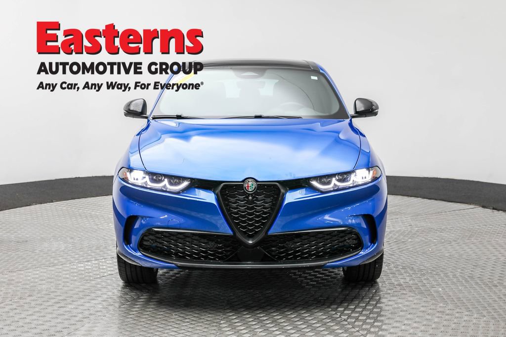 Used 2024 Alfa Romeo Tonale Veloce AWD/4WD image 2