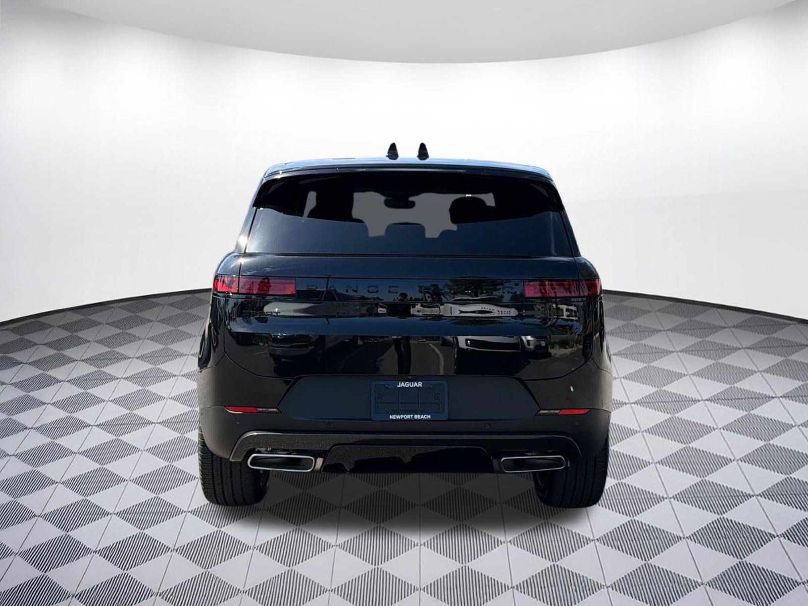 New 2027 Land Rover Range Rover Sport SE AWD/4WD image 10