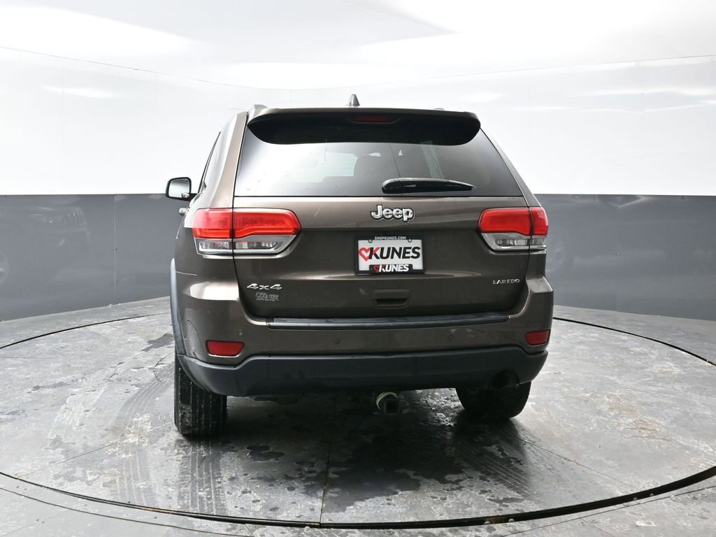Used 2017 Jeep Grand Cherokee Laredo w/ Quick Order Package 23E image 11