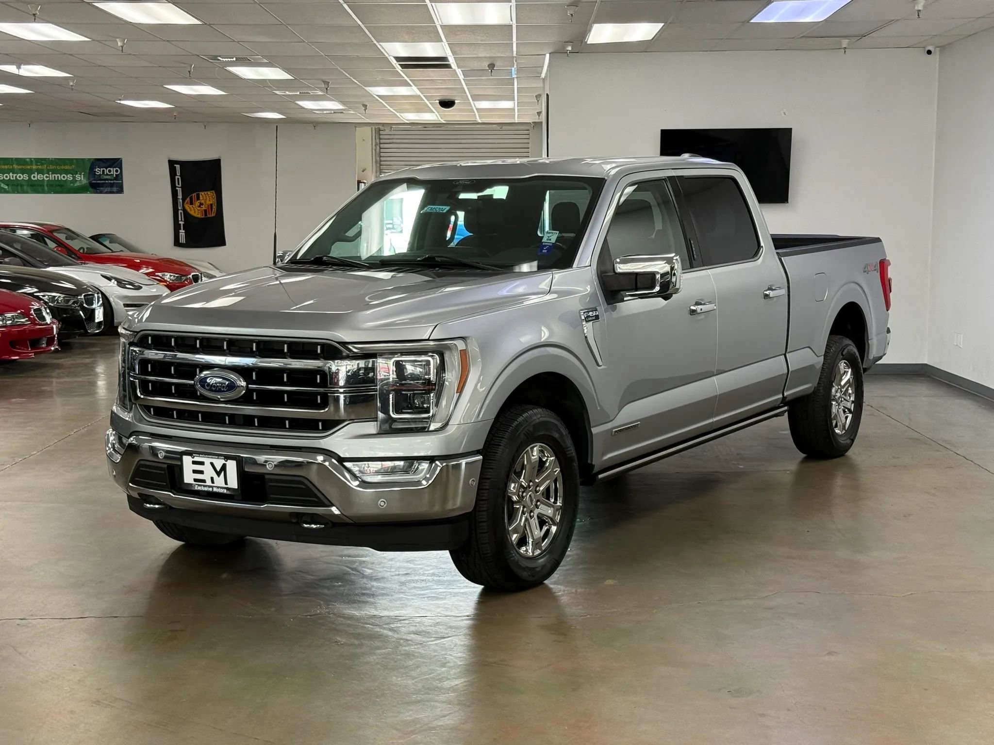 Used 2021 Ford F150 Lariat w/ Equipment Group 502A High AWD/4WD image 4