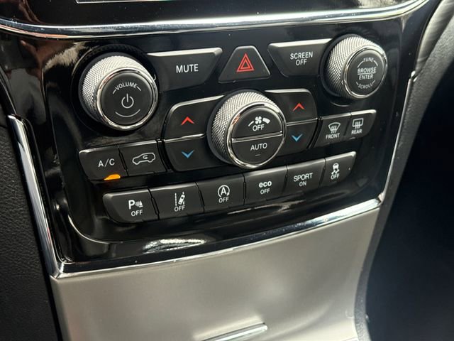 Used 2021 Jeep Grand Cherokee Laredo X image 24