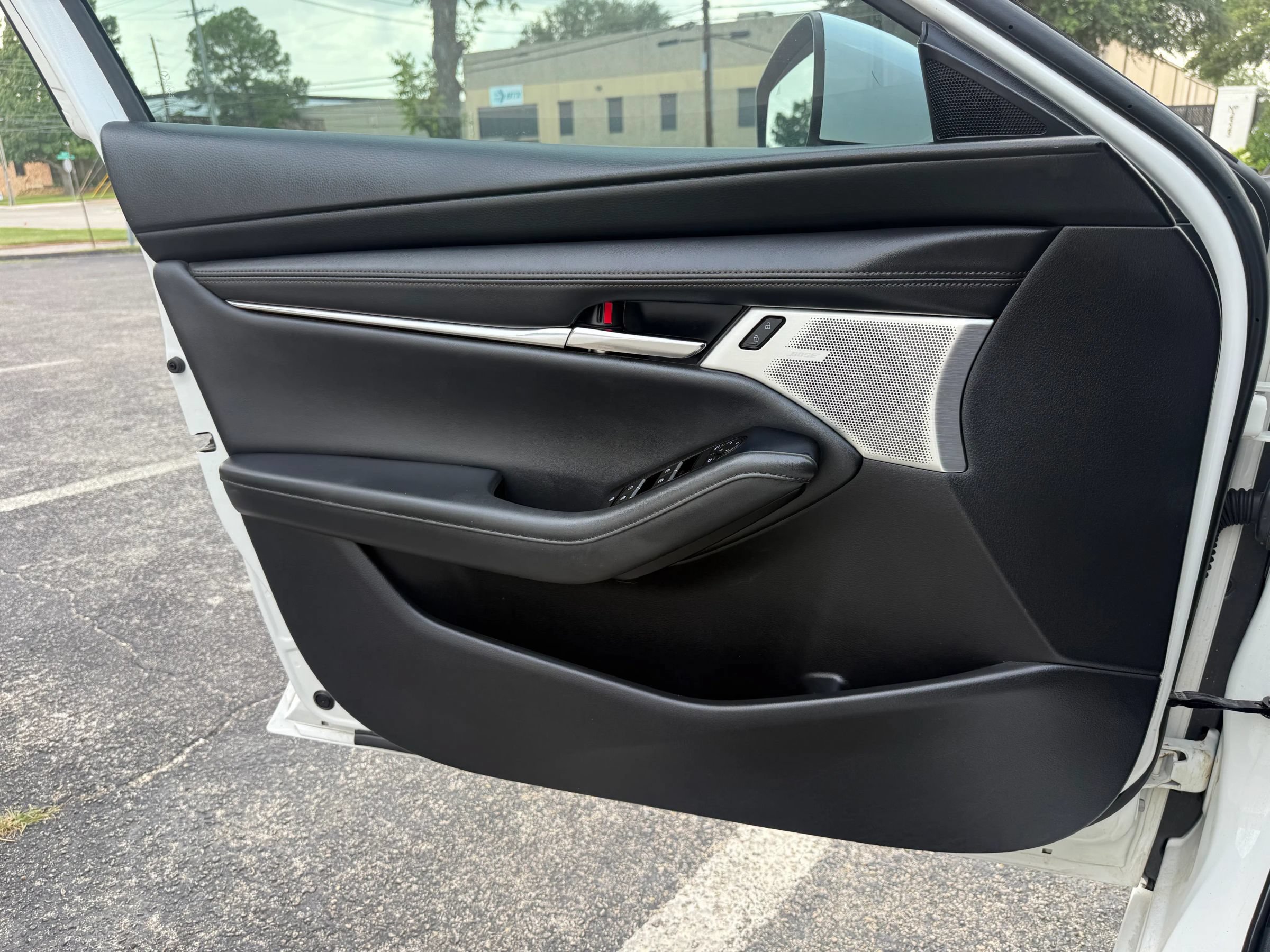 Used 2022 MAZDA MAZDA3 s AWD/4WD image 33
